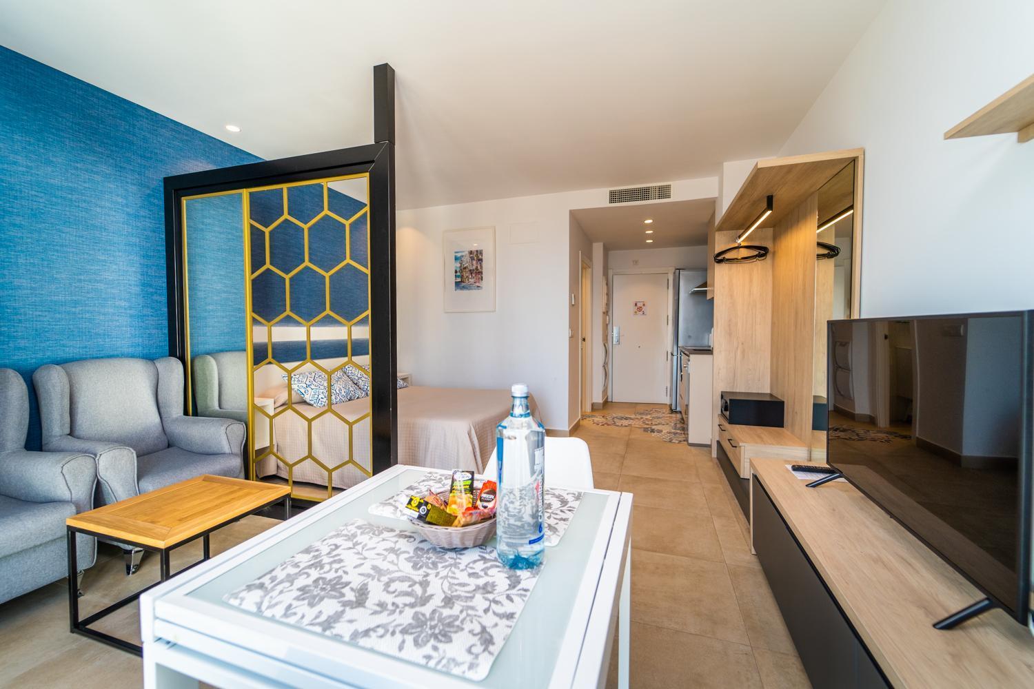 Vistamar Colors Boutique Luxury Apartments By Dlv Ла-Віла-Джойоза Екстер'єр фото